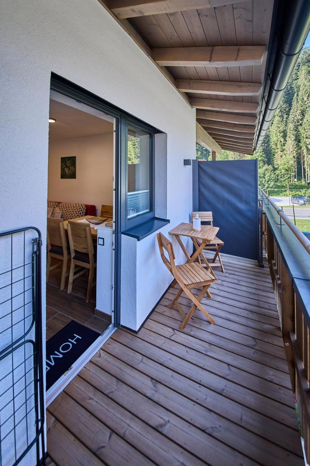 Haus Joan - Apartments Saalbach-Hinterglemm Bagian luar foto