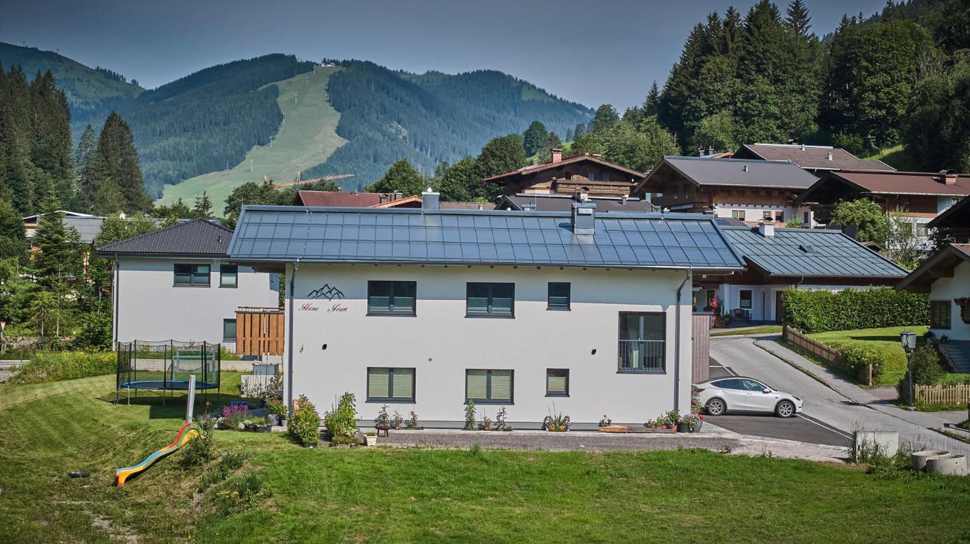 Haus Joan - Apartments Saalbach-Hinterglemm Bagian luar foto